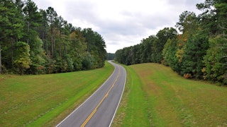 Natchez Trace Parkway road and trees